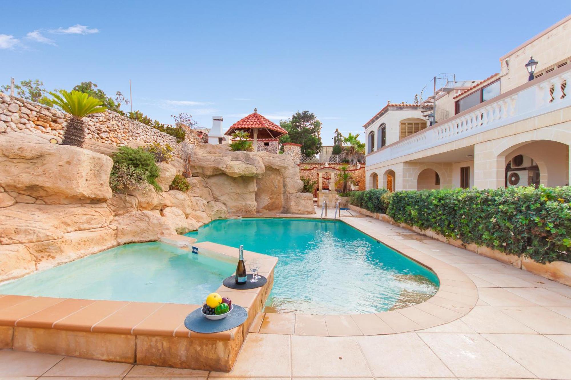 Villa & Pool Apartments In Mellieha Bay المظهر الخارجي الصورة