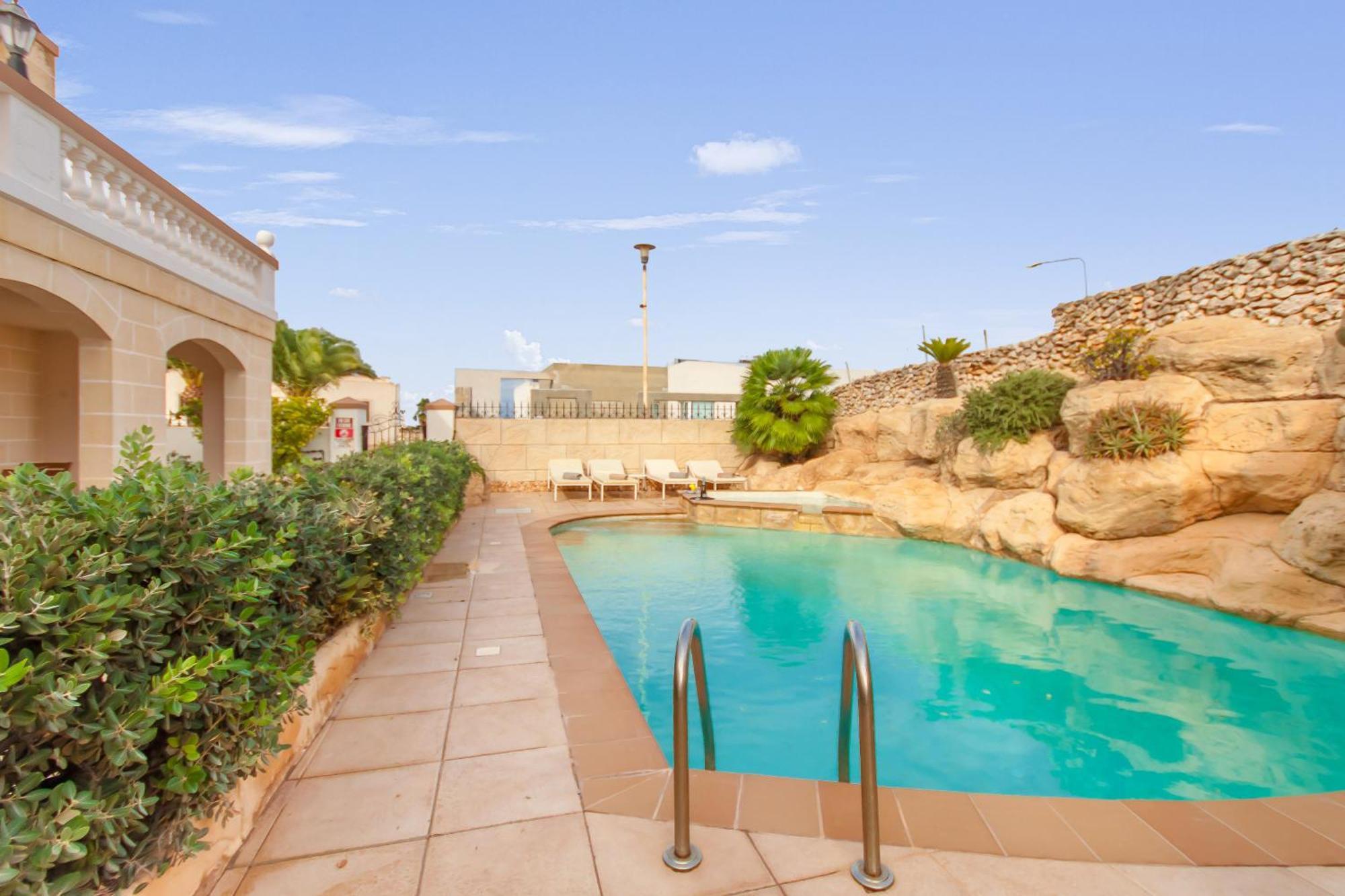 Villa & Pool Apartments In Mellieha Bay المظهر الخارجي الصورة