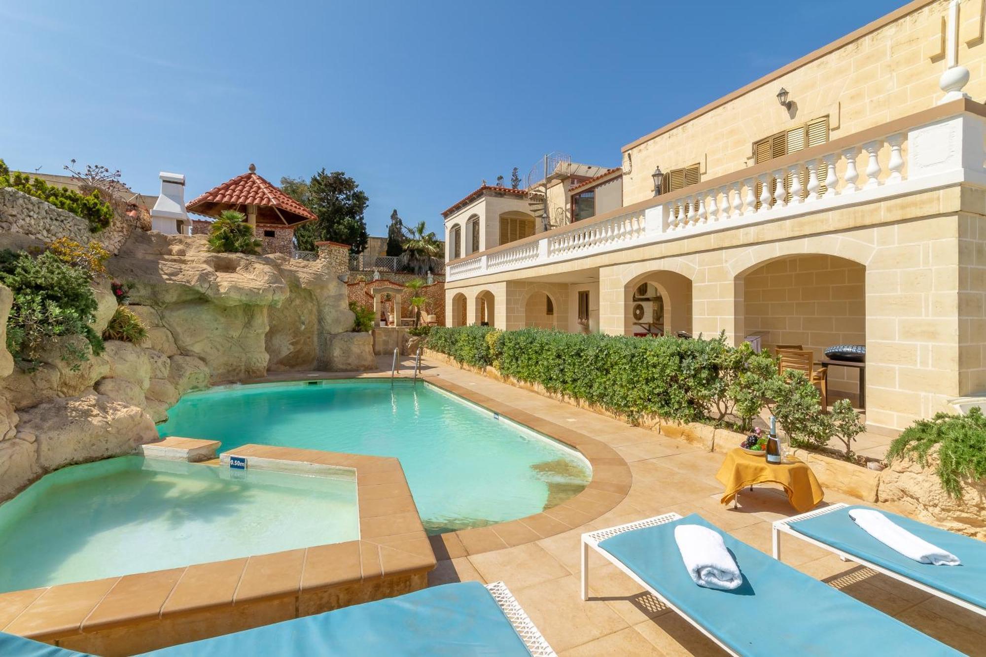 Villa & Pool Apartments In Mellieha Bay المظهر الخارجي الصورة