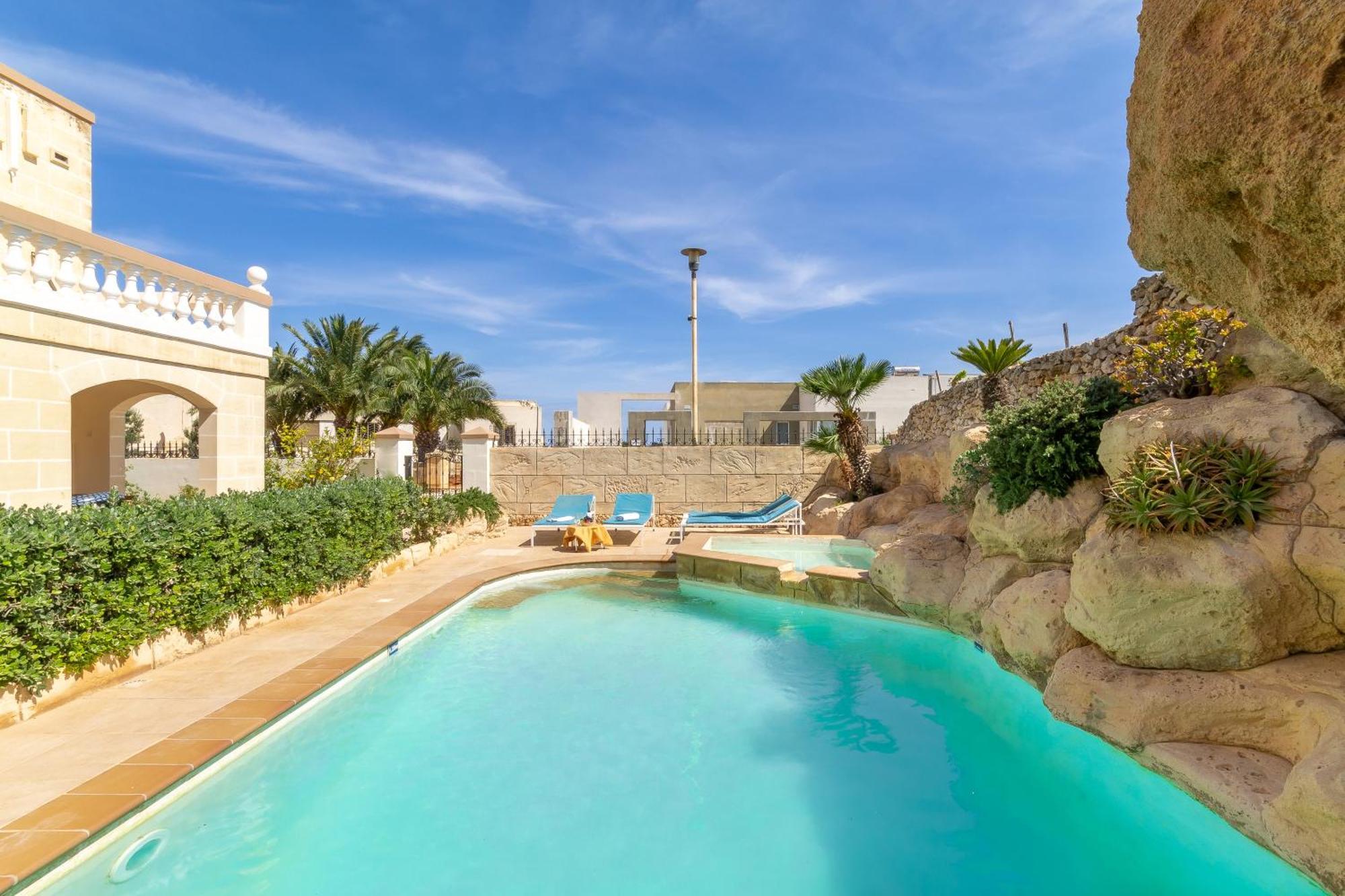 Villa & Pool Apartments In Mellieha Bay المظهر الخارجي الصورة